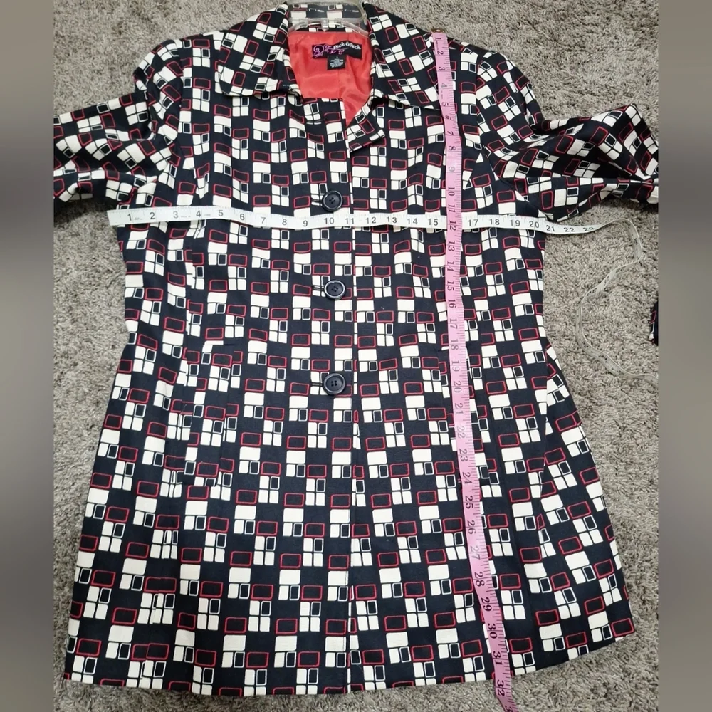 Peck & Peck Black and Red Geometric Jacket - L